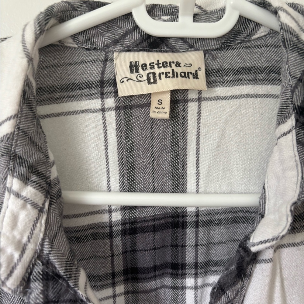 Hester Orchard flannel top